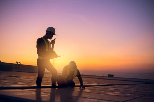 Best Roof Gutter Cleaning  in The Hills, TX
